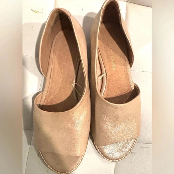 Anthropologie Cream Flats - Picture 7 of 7